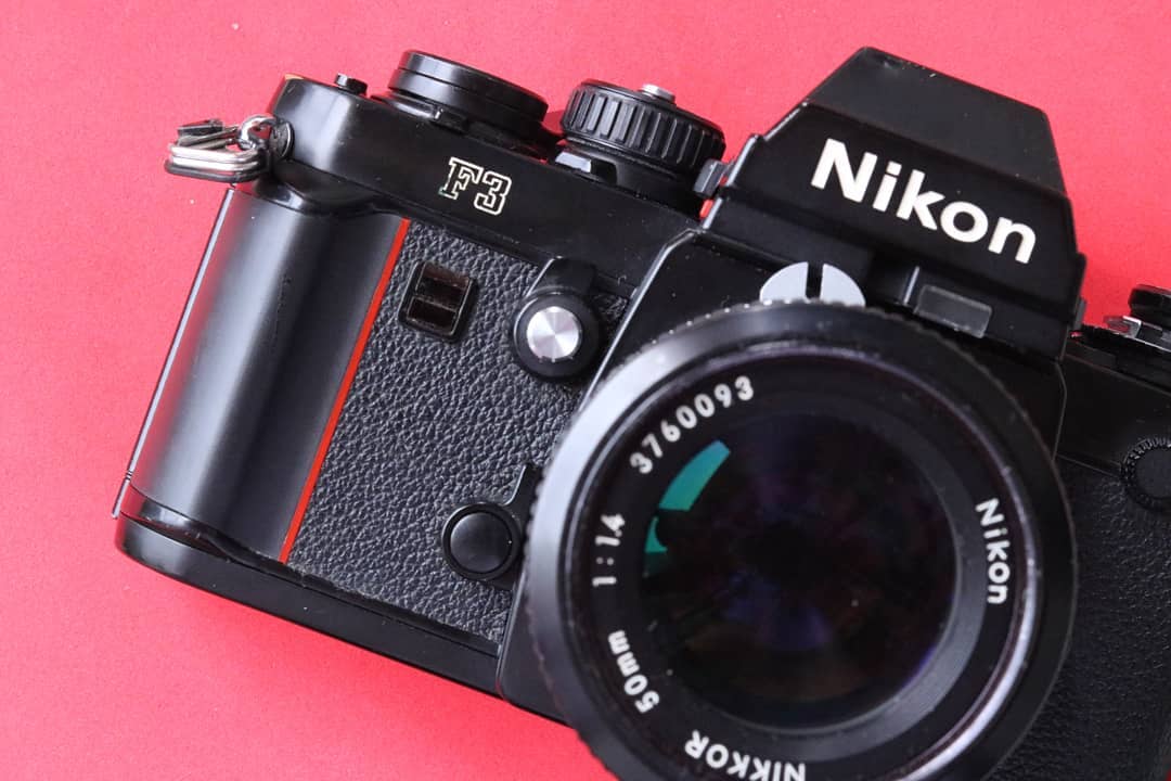 NIKON F3