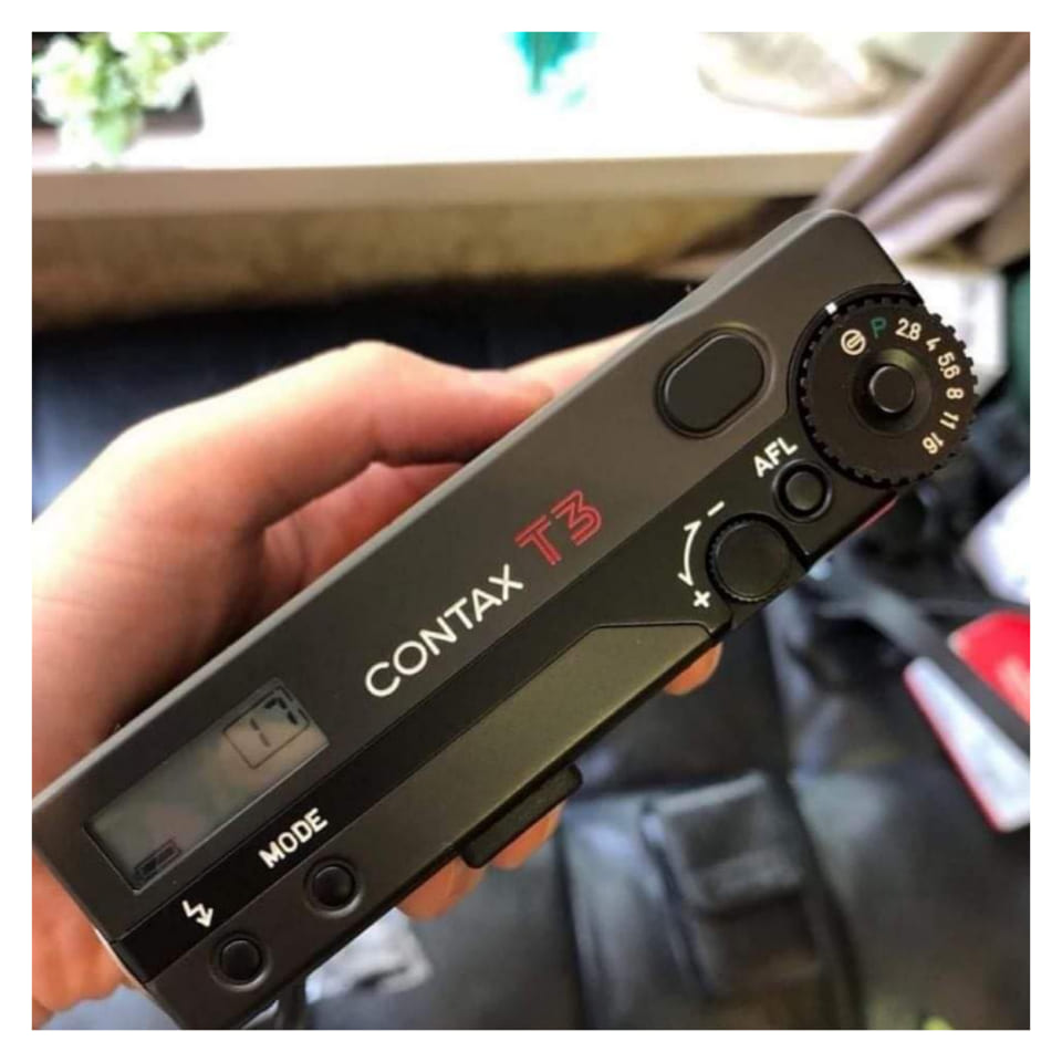 CONTAX T3 BLACK VERSION